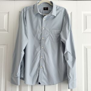 UNTUCKit Men’s Light Blue Button Down Shirt Large Regular Fit Stretch